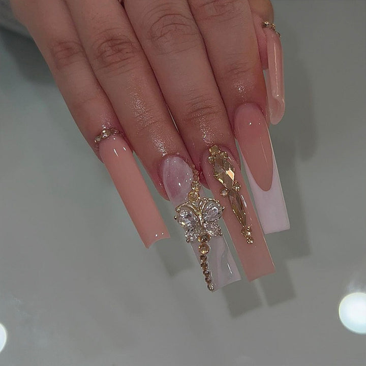 Glamorous Glittery Stiletto Press-On Nails Bowlift