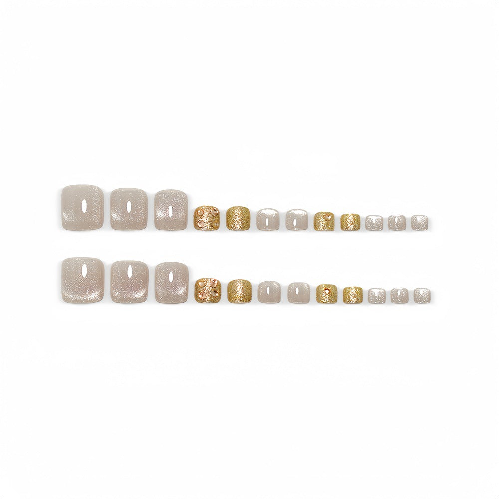 Artificial nails with elegant glitter effect Bowlift