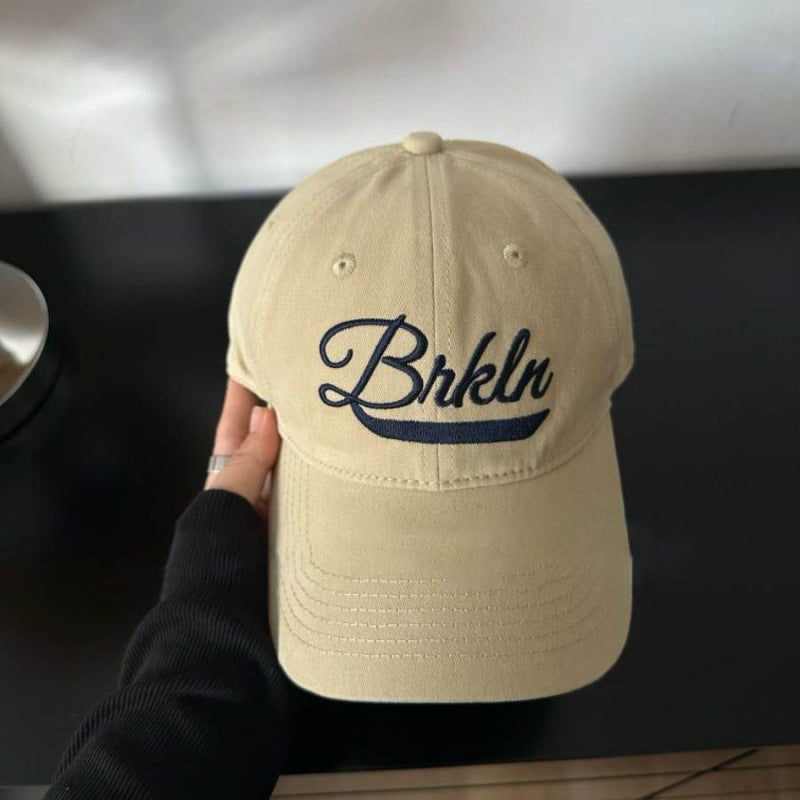 Women's Adjustable Brimmed Baseball Cap Bowlift