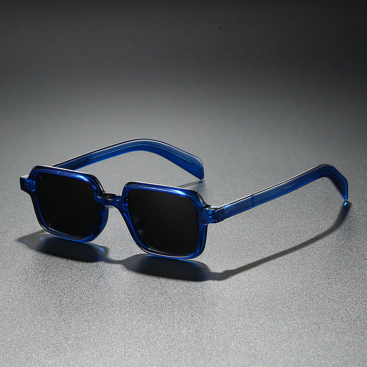 Ladies fashionable sunglasses in elegant square design with wide temples Bowlift