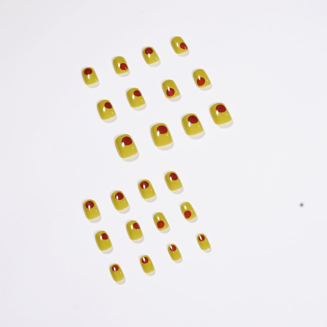 Artistic Nail Art in Modern Minimalism Bowlift