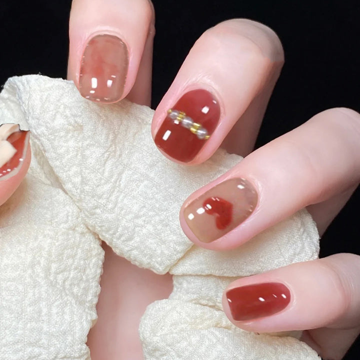 Artful Nail Decoration Bowlift