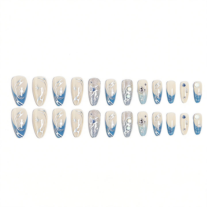Artful 3D Nail Tips with Delicate Design Bowlift