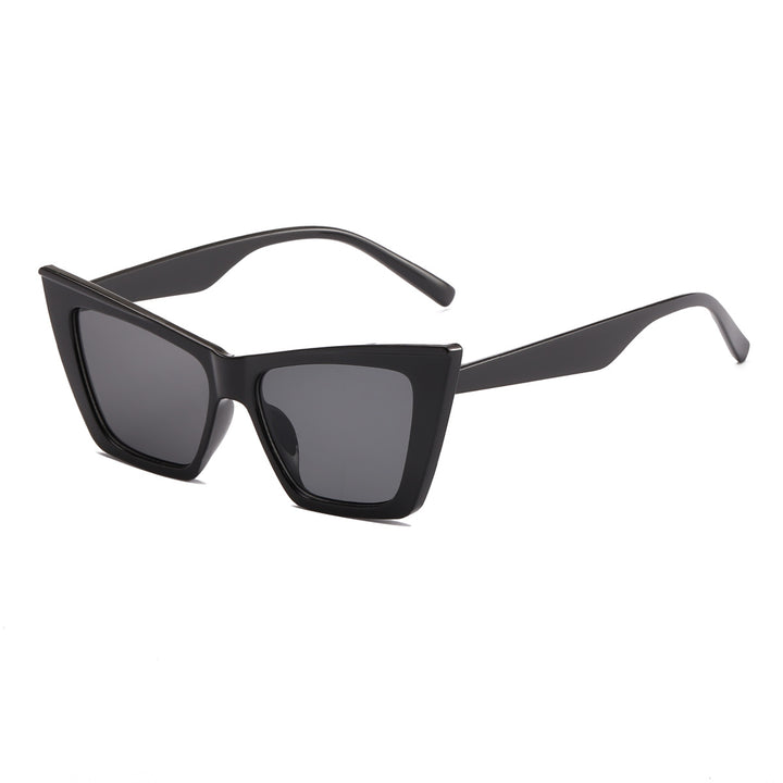 Women's stylish sunglasses in modern design Bowlift