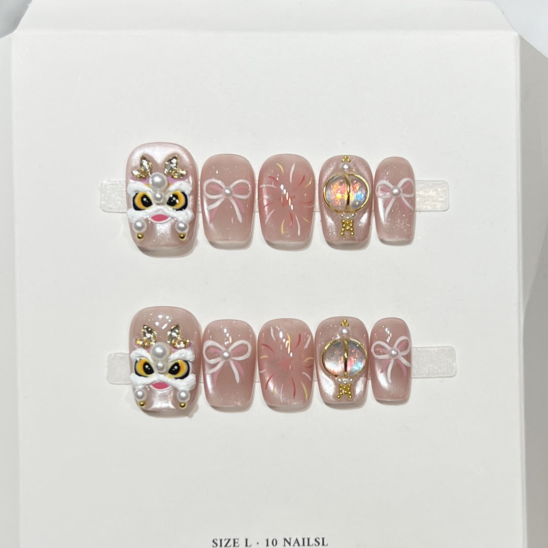 Artistic Themed Press-On Nail Set Bowlift