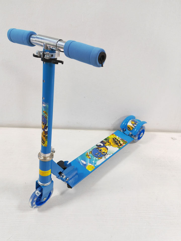 Miniature Design Kick Scooter Bowlift