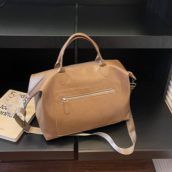Elegant and Functional Weekend Bag Bowlift