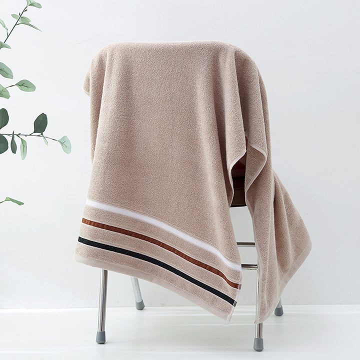 High-Quality Bath Towel with Elegant Border Bowlift