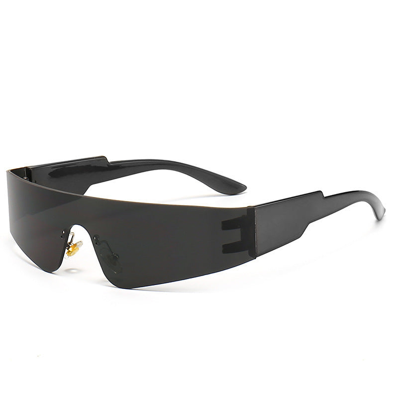 Women Sporty Sunglasses with Futuristic Design Bowlift