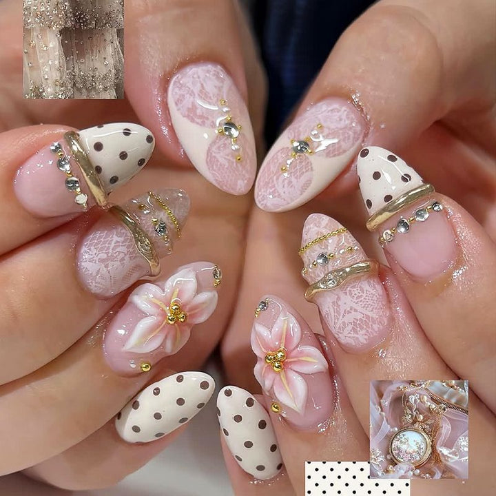Elegant Floral Lace Design Press-On Nail Tips Bowlift