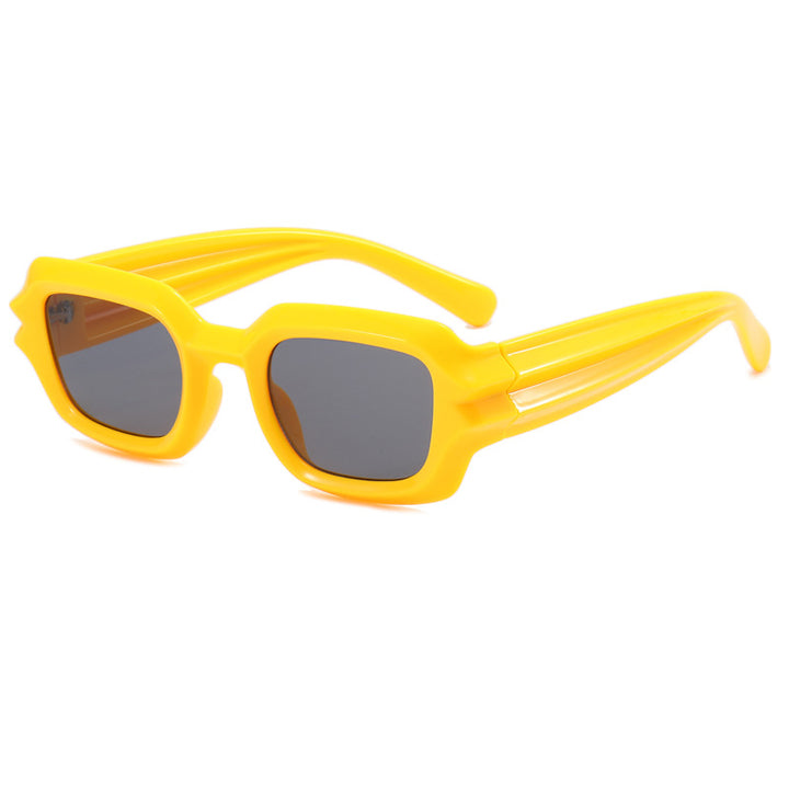 Women's fashionable sunglasses in contemporary design Bowlift