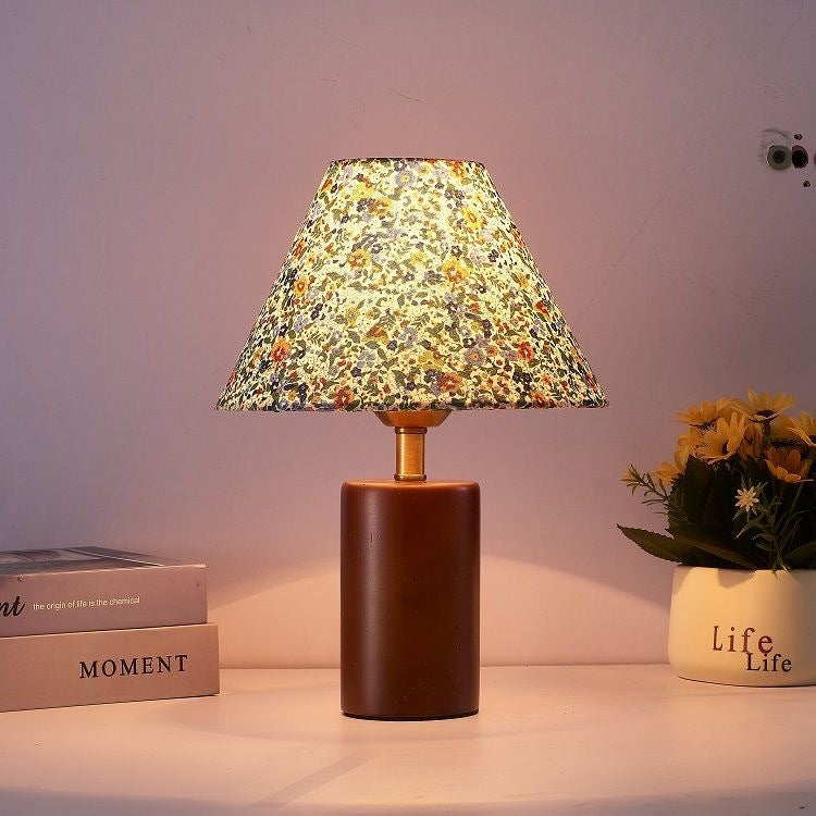 Decorative Floral Shade Table Lamp