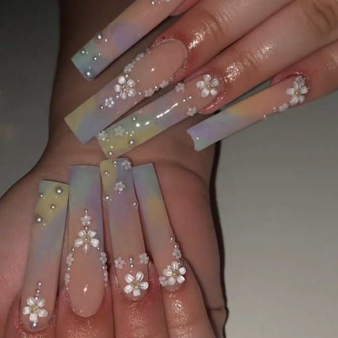 Floral-Inspired Press-On Nail Extensions Bowlift