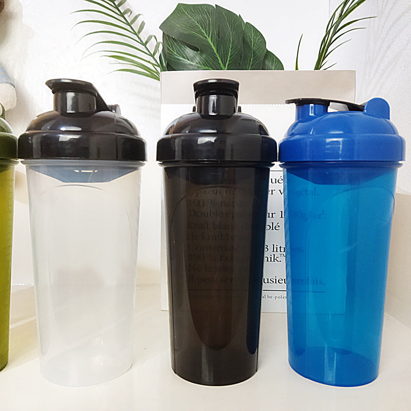 Unisex Shaker bottle in a timeless design with practical pouring opening Bowlift