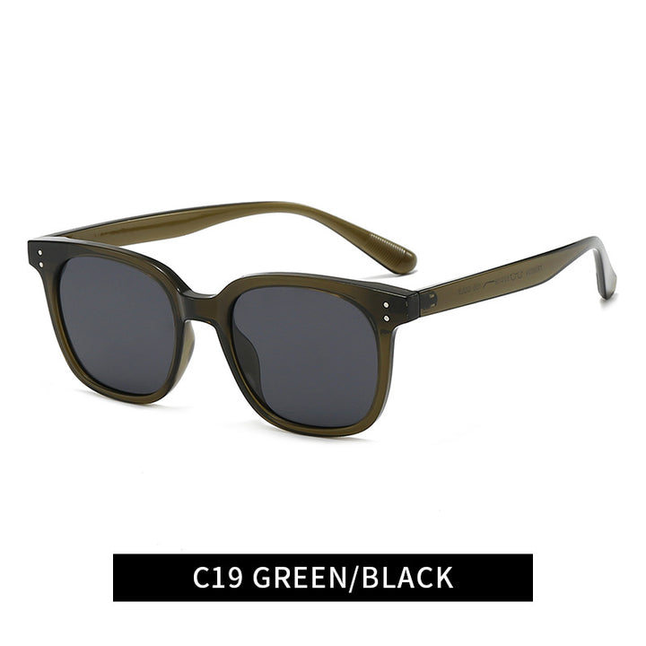Women's fashionable sunglasses in elegant design with sturdy frame Bowlift
