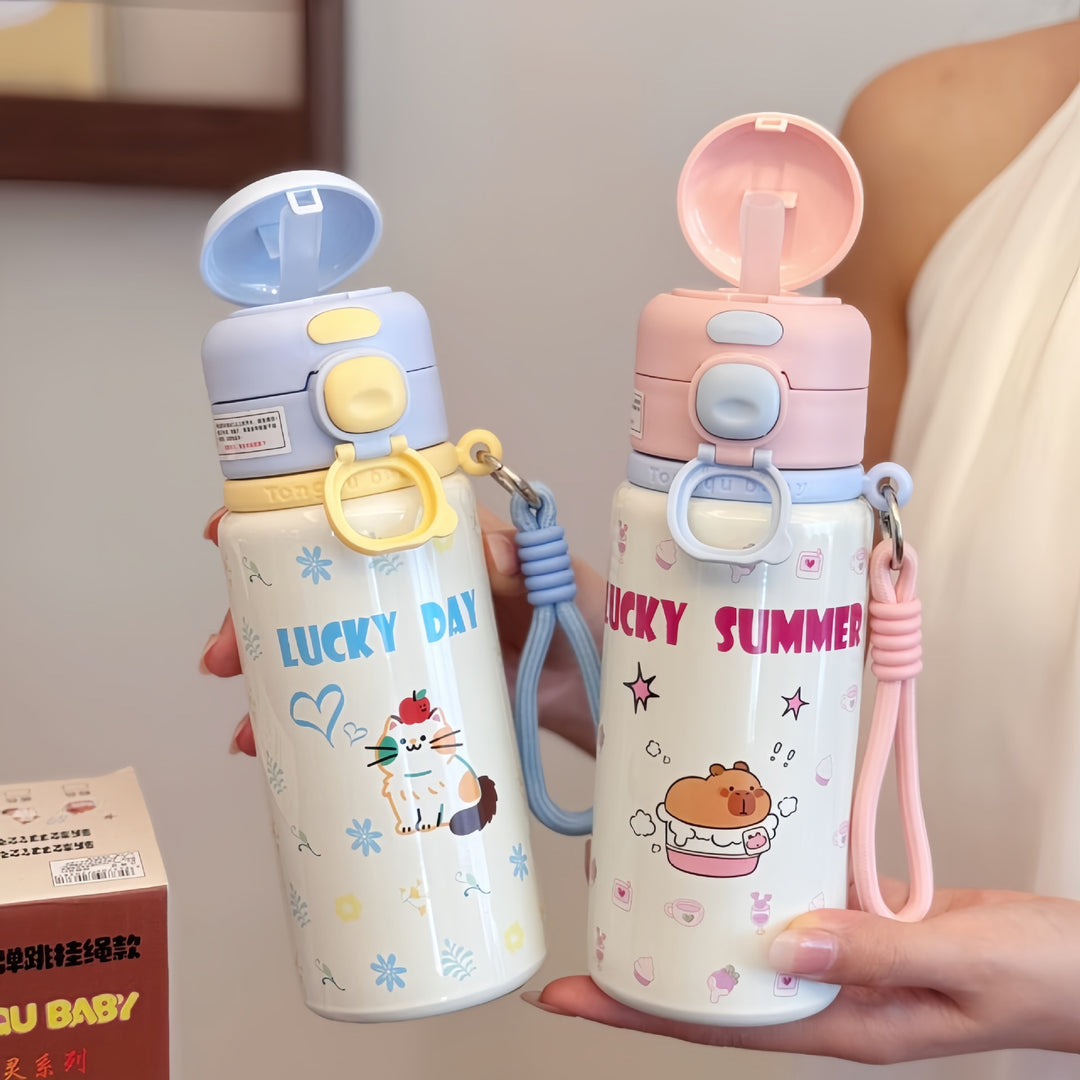 Insulated drinking bottle with fresh strawberry design Bowlift