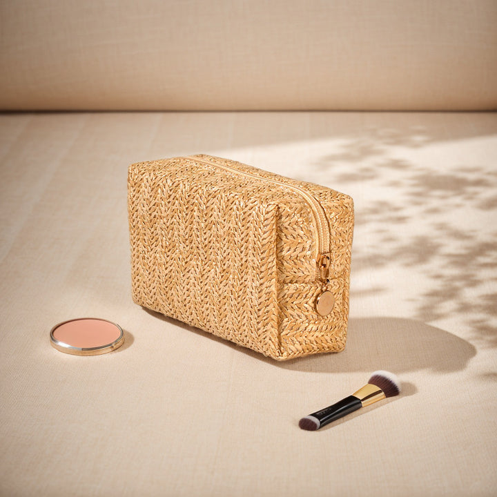 Cosmetic bag made of natural rafia material with elegant design Bowlift