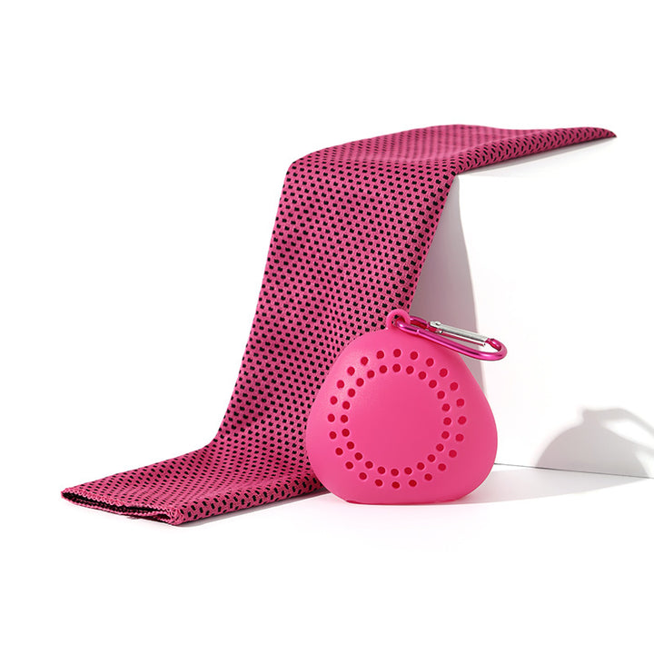 Unisex cooling towel in storage case Bowlift