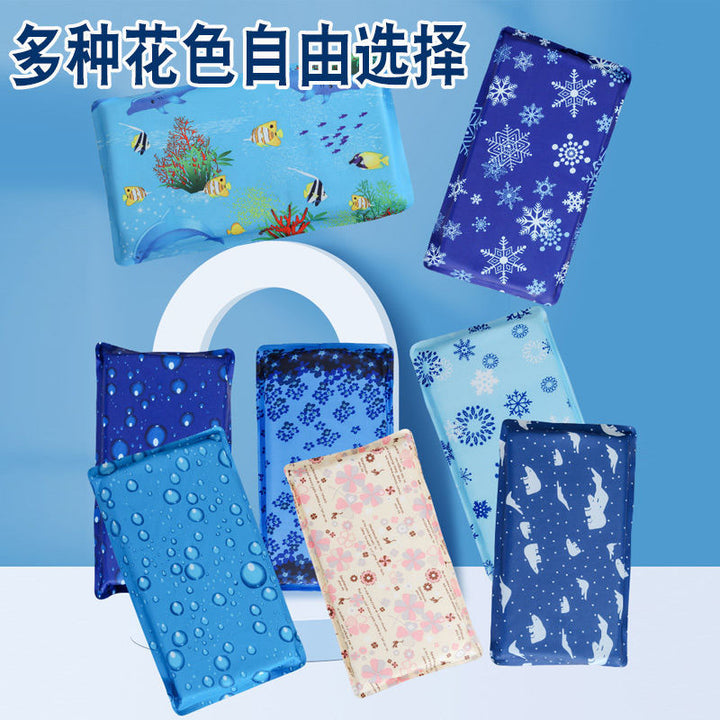 Ladies cooling mat with innovative snowflake structure Bowlift