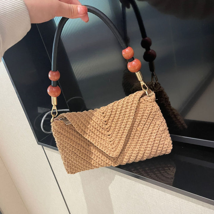 Elegant Woven Shoulder Bag Bowlift