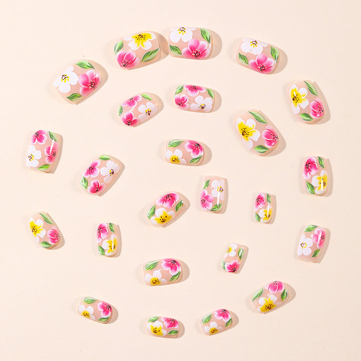Floral-Themed 3D Nail Art Extensions Bowlift