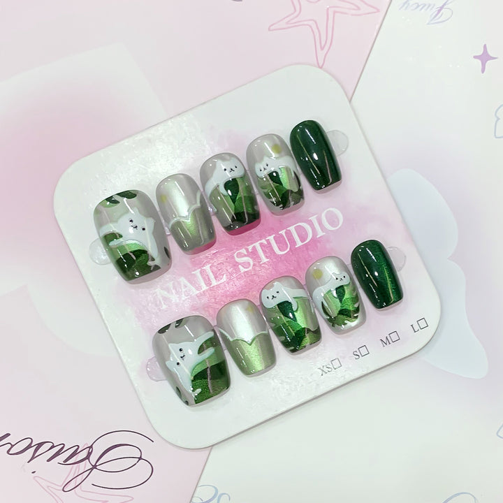 Creative Nail Art Set with Botanical Designs Bowlift