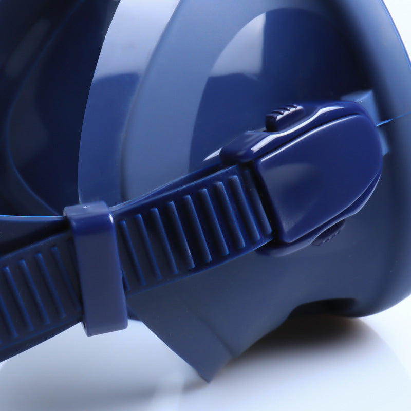 Swimming mask with ergonomic silicone sealing ring Bowlift