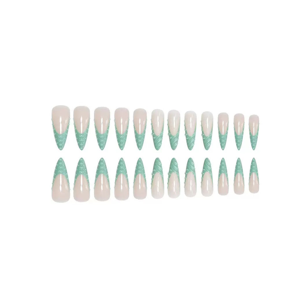 Artistic Shell-Inspired Press-On Nail Extensions Bowlift