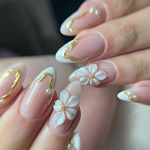 Elegant Floral Design Press-On Nails Bowlift