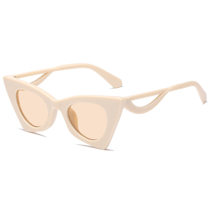 Ladies fashionable cat-eye sunglasses in fashion style Bowlift