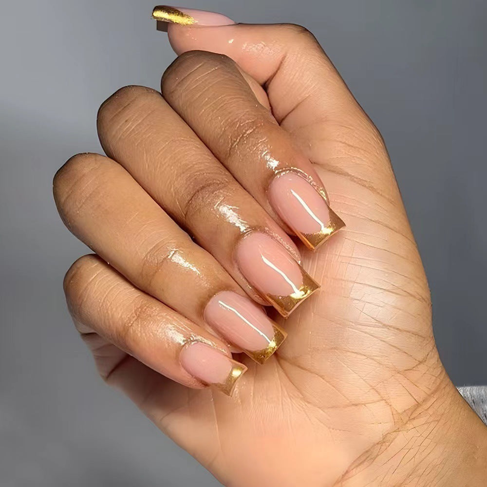 Elegant artificial nails with gold accents Bowlift
