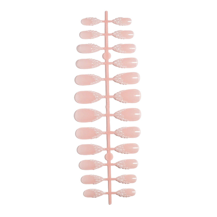 Glamorous Pearl-Accented Press-On Nail Set Bowlift
