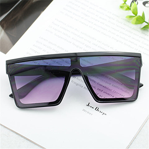 Women's Sporty Safety Goggles in Modern Shield Design Bowlift