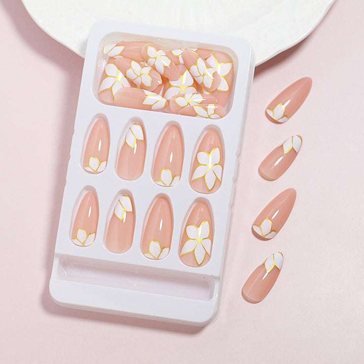 Elegant Floral-accented Press-On Nail Set Bowlift