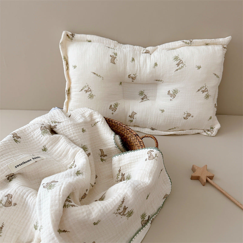 Unisex Mull blanket with cute bear design Bowlift