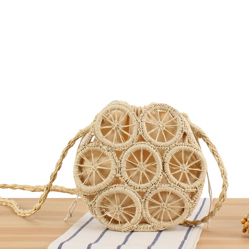 Round basket bag with unmistakable design Bowlift