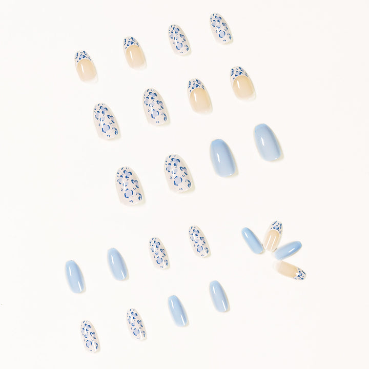 Artful nail art in modern leopard design Bowlift