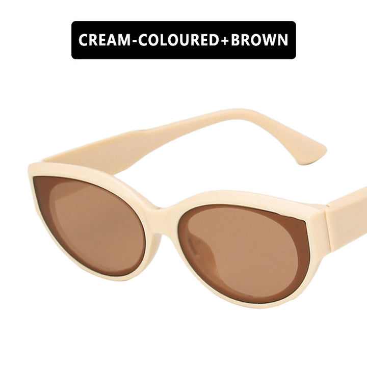 Women Cat-Eye Sunglasses with stylish leopard pattern and UV protection Bowlift