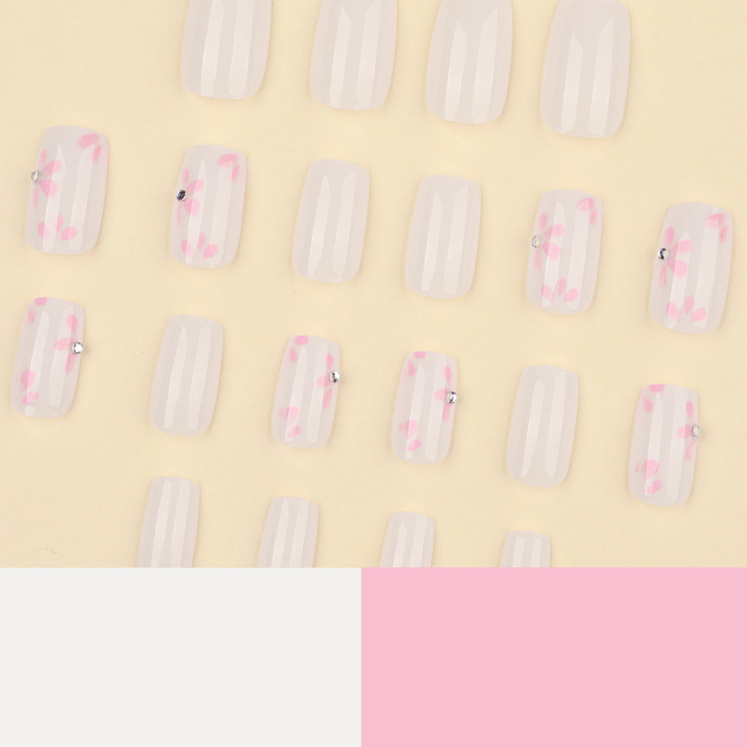 Artful Nail Art with Delicate Flower Patterns Bowlift