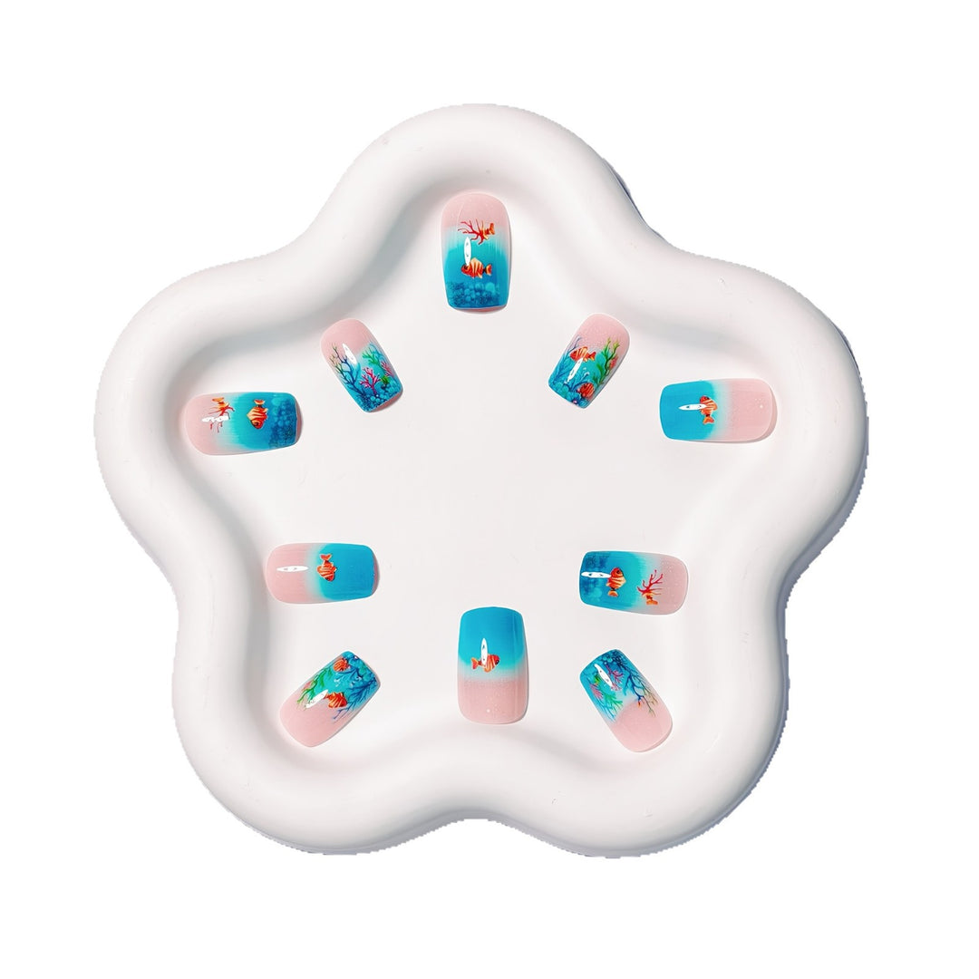 Ocean-Themed Artistic Nail Art Bowlift