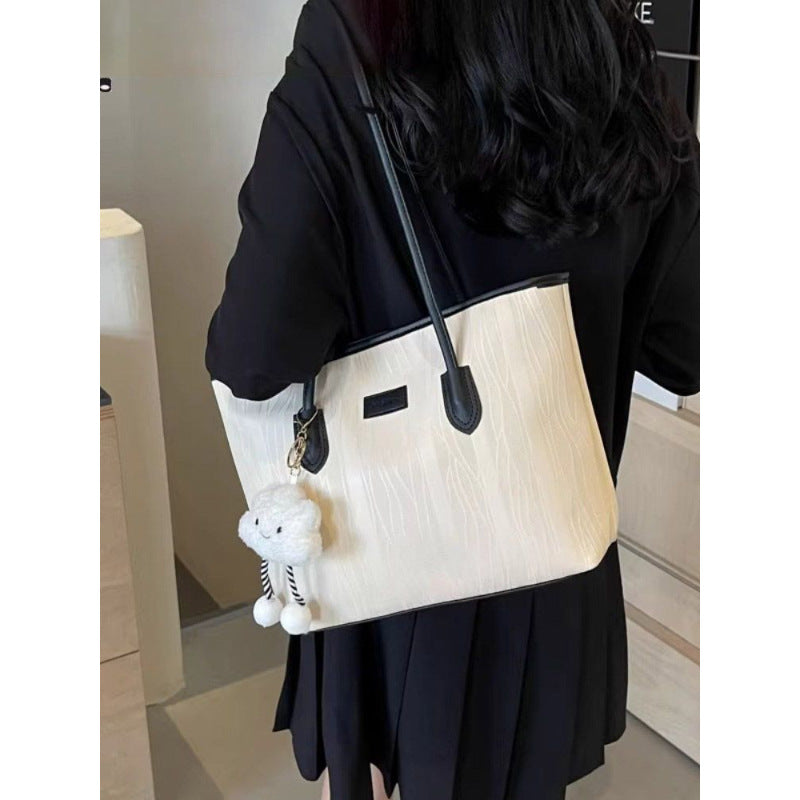 Sleek Modern Tote Bag Bowlift