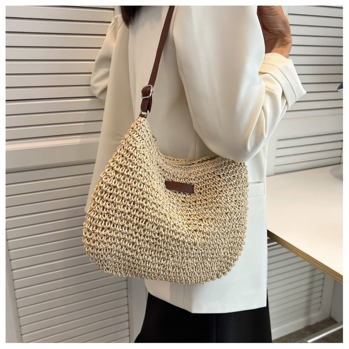 Handcrafted Embracing Shoulder Bag Bowlift