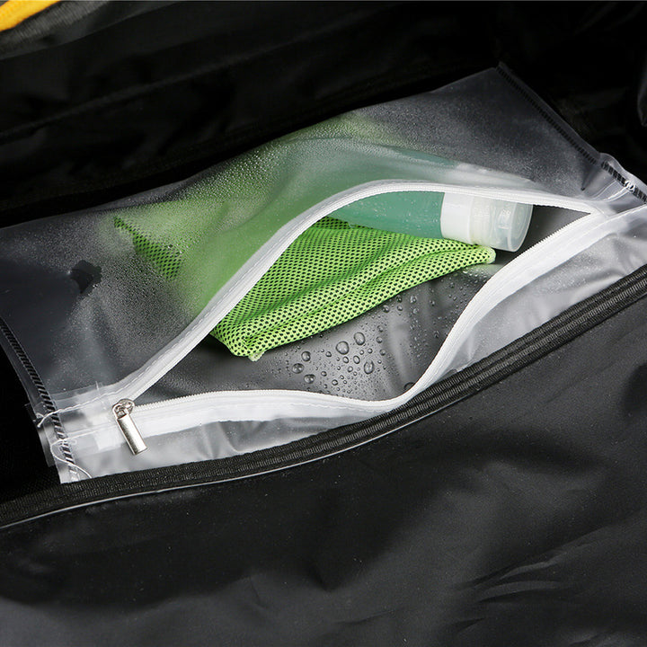 Men's Sports Travel Bag with Reinforced Bottom Bowlift