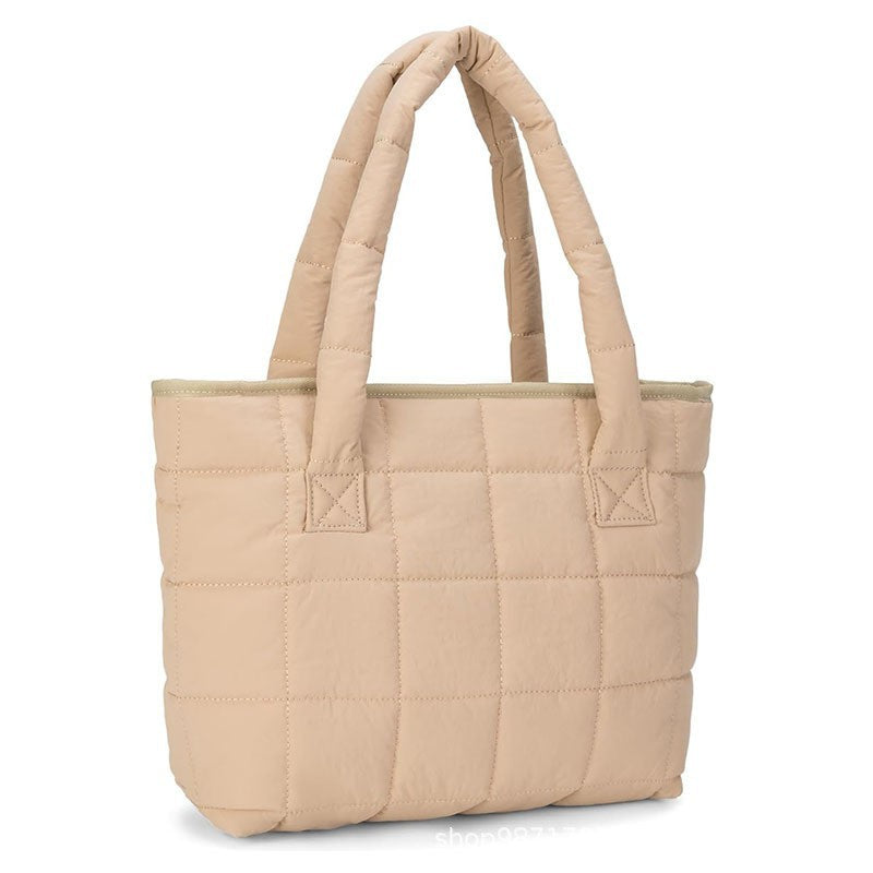 Practical and Padded Tote Bag Bowlift
