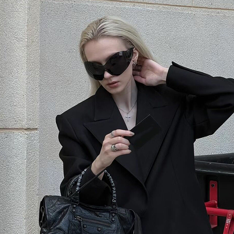 Ladies futuristic sunglasses Bowlift