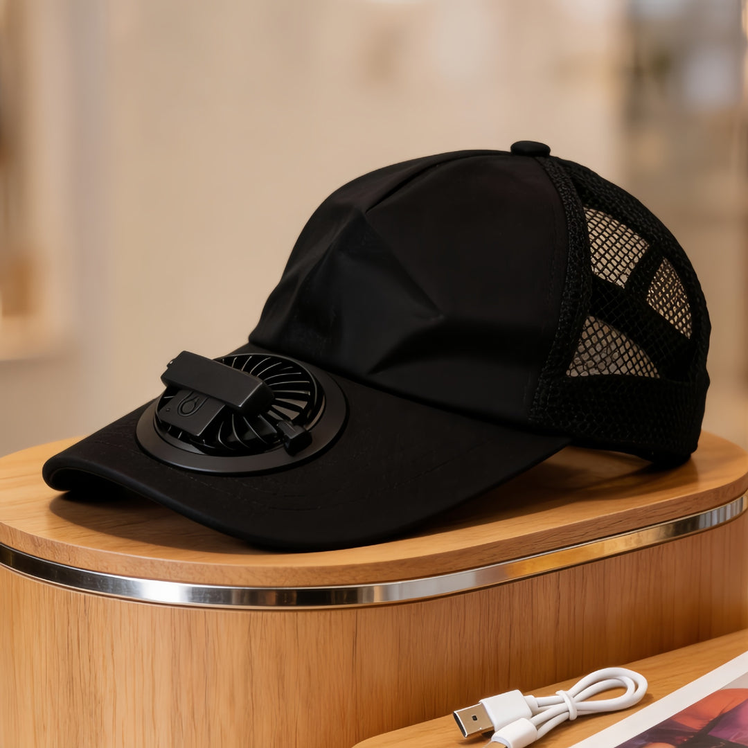 Unisex cap with integrated fan Bowlift