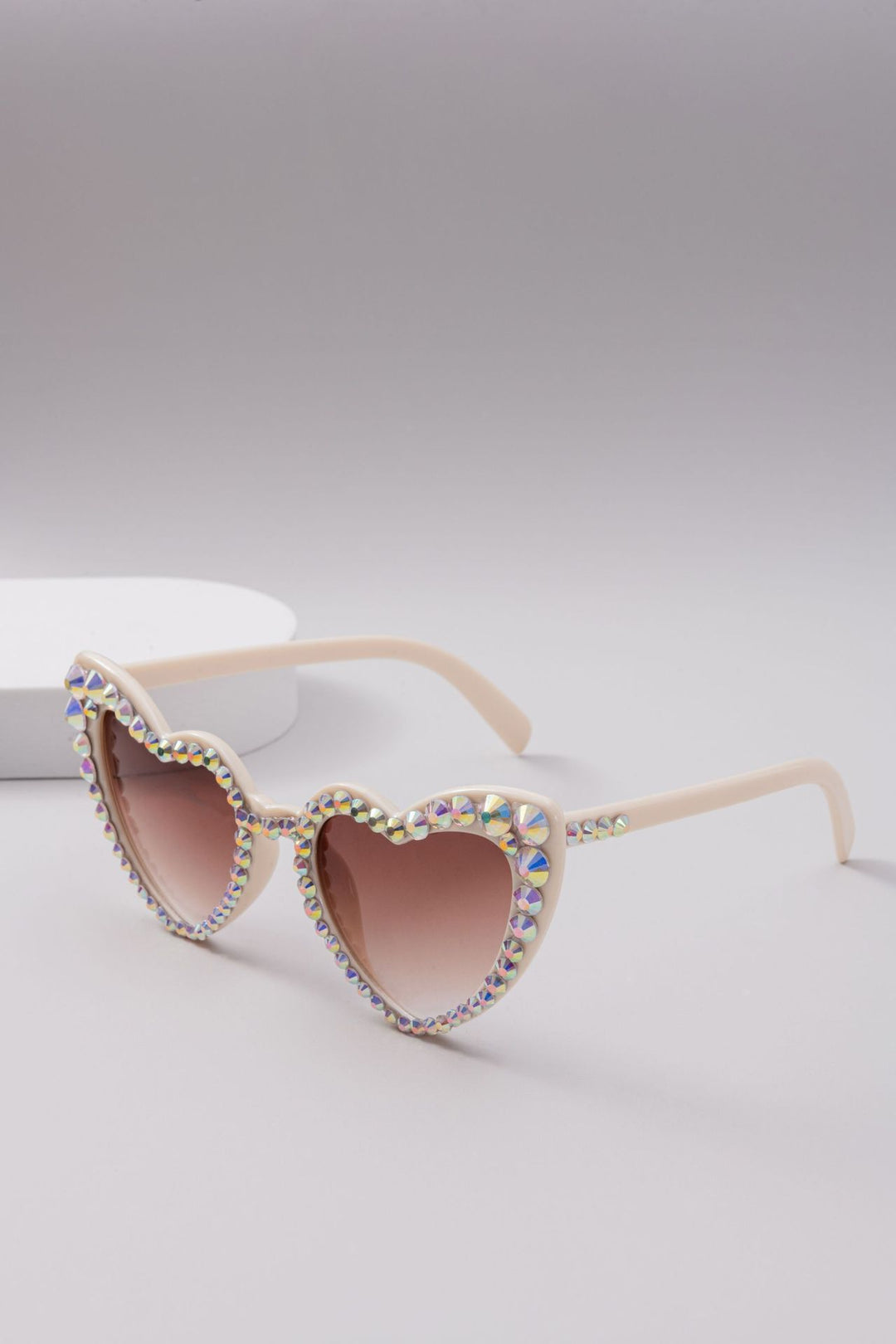 Heart-Shaped Fashion Sunglasses Bowlift