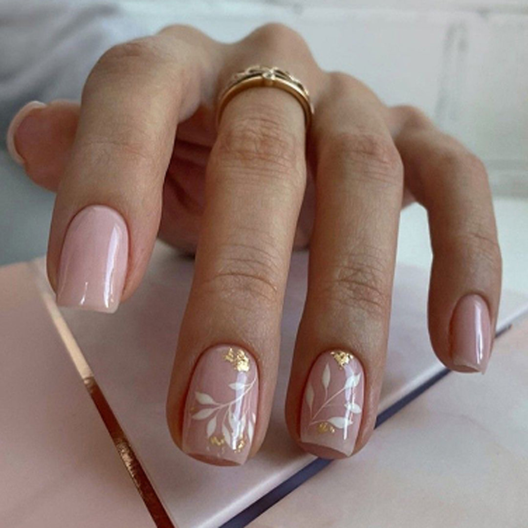Artful nail art with elegant floral design Bowlift