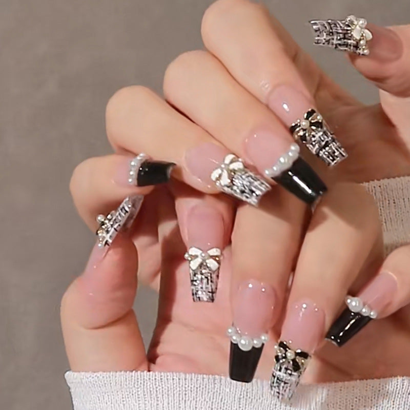 Nail Art Extensions with Ribbons and Pearls Bowlift