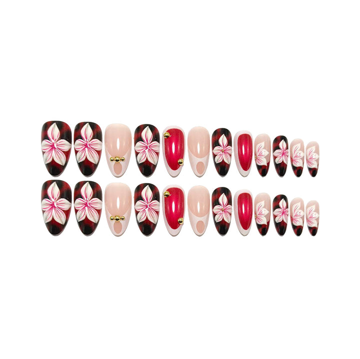 Artificial nails with floral 3D designs and elegant accents Bowlift